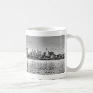 Philadelphia horisont i svartvitt kaffemugg