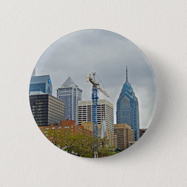 Philadelphia Skyline från floden Walk Knapp (Framsida)