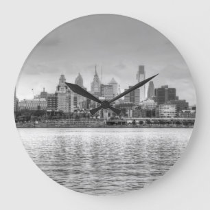 Philadelphia skyline i svartvitt stor klocka