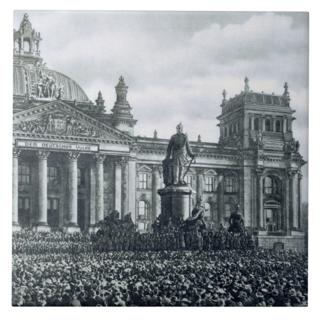 Philipp Scheidemann (1865-1939) ger en adress f Kakelplatta (Framsidan)