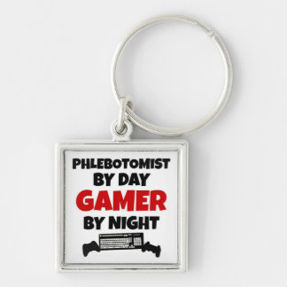 Phlebotomist by Day Gamer by Natt Fyrkantig Silverfärgad Nyckelring