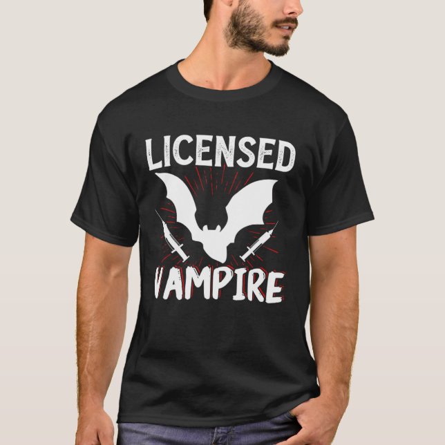 Phlebotomist Licensed Vampire Phlebotomy Tech Tech T Shirt (Framsida)