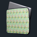 PHO Vietnamese Food Chicken Noodle Soppa Chopstick Laptop Sleeve<br><div class="desc">Utformningen är en originalmarkör som illustrerar en skål av vietnamesisk kycklingsfio noodle soppa med jalapenos och kalk, och träbitar på sidan. Underbar för dina favoritlivsmedel eller fläkt i det vietnamesiska cuisineet. Den här illustrationen finns också på andra produkter! Det finns också vietnamesisk smörgåsdesign och många ytterligare illustrerade livsmedelsformgivningar. Förstår du...</div>