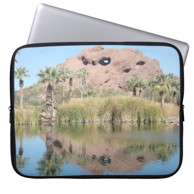 Phoenix Arizona Photo Butte reflekterad i Sjö Laptop Fodral (Framsidan)