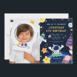 Photo Astronaut Planets Space Boy Birthday Inbjudningar<br><div class="desc">Astronaut Planets Space Boy Birthday-inbjudan Du kan anpassa dina inbjudningar genom att välja mellan så många olika pappra typer,  former och texter som du väljer för att göra dem unika och speciella.</div>