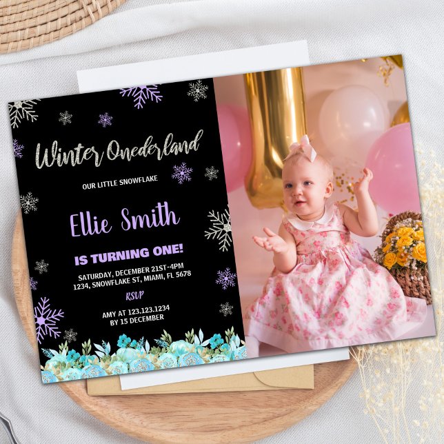 Photo Black Grönt Blommigt Winter ONEderland Inbjudningar (Photo Black Green Floral Winter ONEderland Invitation)