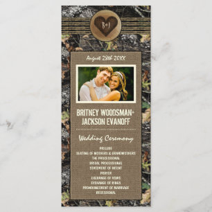 Photo Burlap + Carved Heart Camo-Bröllopsprogram Program
