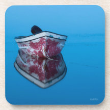 photo d'une barque sur l'eau