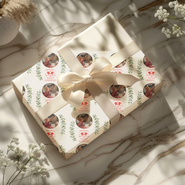 Photo Elegant Blommigt Baby Första jul Presentpapper (Skapare uppladdad)