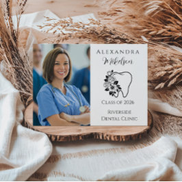 Photo Elegant Floral Tooth Dental Graduation Meddelande