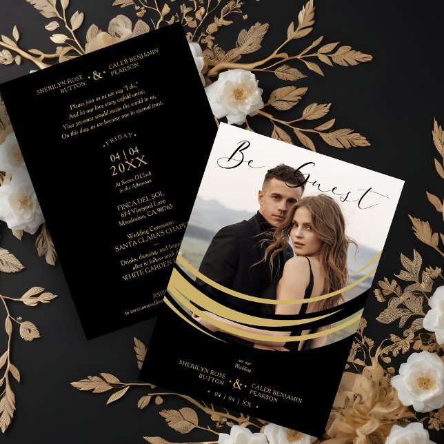 Photo Exquisite Modern Golden Abstract Shape Inbjudningar (Exquisite Modern Faux Golden Abstract Geometric Shape Photo Wedding Invitation with Envelope.)