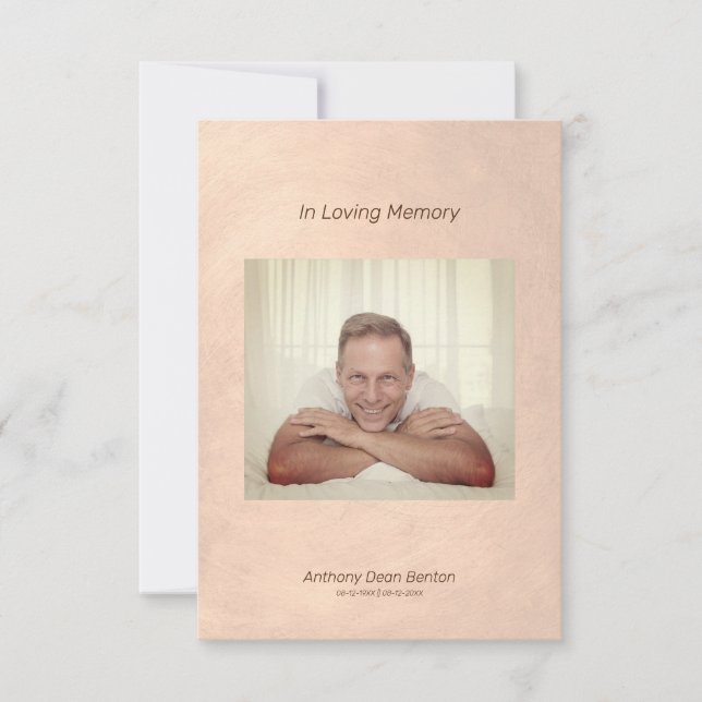 Photo Funeral Invitation Faux Metallic Effect Inbjudningar (Framsida)