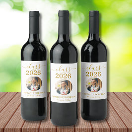 Photo Gold Script Class of 2026 Graduation Party Vinflaska Etikett