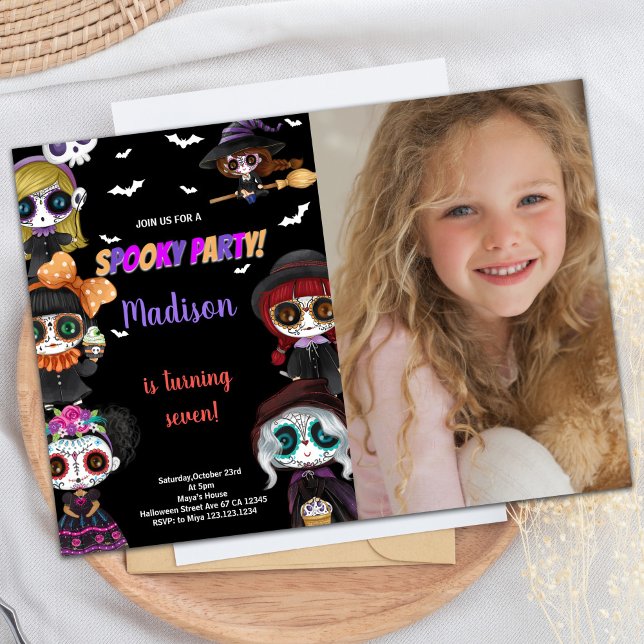 Photo Lila Spooky Black Halloween Birthday Inbjudningar (Photo Purple Spooky Black Halloween Birthday Invitation)