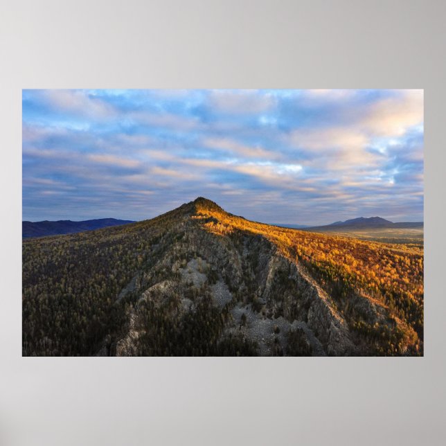 photo of a mountainous autumn forest, mountains, p poster (Framsidan)