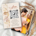 Photo Online OSA QR Code Terracotta Cream Botanic Tilläggskort<br><div class="desc">Anpassningsbar Foto Bröllop Webbplats Online OSA QR Kodkort i terracotta och kräm för att komplettera temat bröllop färg. Skanningen är skriven i elegantens calligrafi och mallen är inställd för att du ska kunna överföra QR-koden och lägga till personligen. Denna botaniska vattenfärgsutformning har löv och bladverk i nyanser av rostkanel mandelmandel...</div>