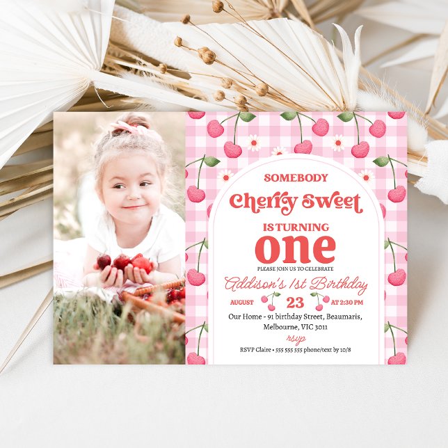 Photo Red Någon Cherry Sweet Birthday-inbjudan Inbjudningar (Cherry Sweet 1st Birthday Invitation Template Photo Berry Themed Birthday Invitation with Photo, )