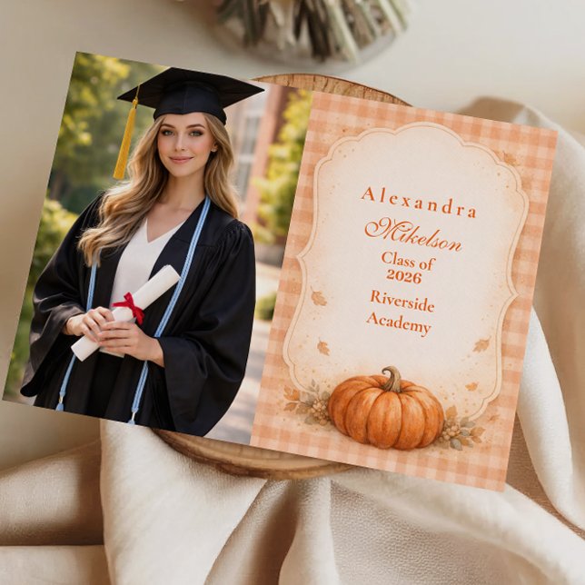 Photo Rustic Gingham Pumpkin Fall Graduation Meddelande (Skapare uppladdad)