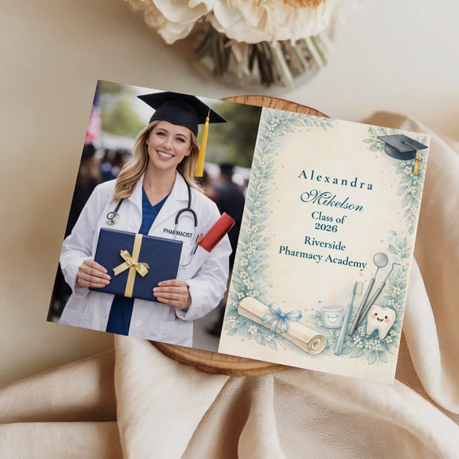 Photo Soft Blue White Coat Dentist Graduation  Meddelande (Skapare uppladdad)