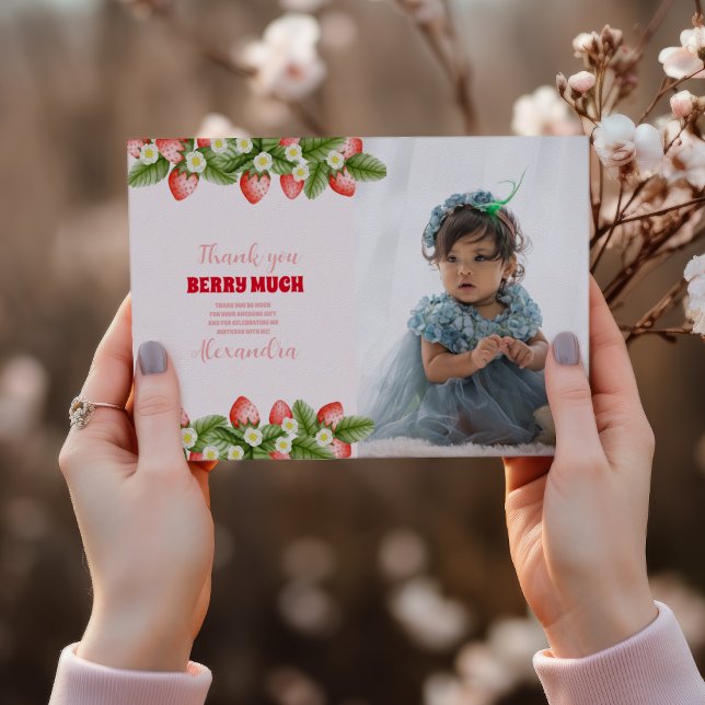 Photo Strawberry Berry First Birthday Tack Kort (Skapare uppladdad)
