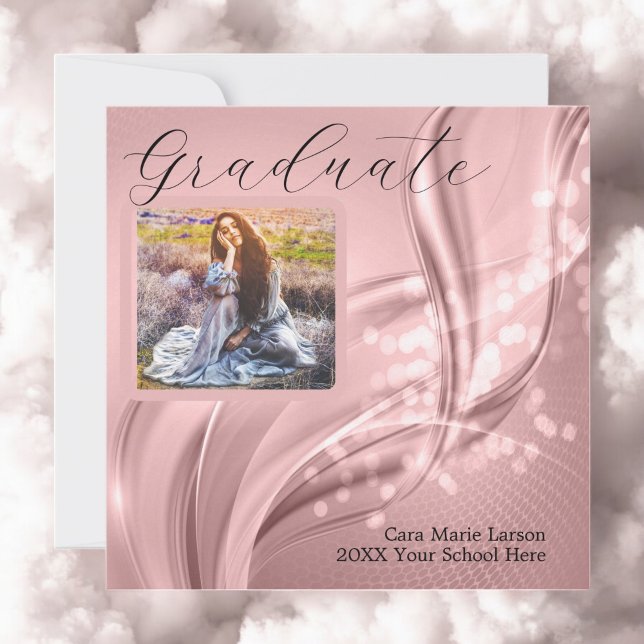 Photo Studenten Luxury Rosa Metallic Inbjudningar (Dreaming of a bright future. Graduation Announcement and Invitation.)