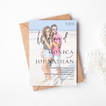 Photo VS Black & W Modern Bröllop Inbjudningar<br><div class="desc">Få dina gäster upphetsade för ditt vackra bröllop genom att skicka dina moderna,  elegants- och fotovs-inbjudningar till ditt moderna bröllop med din foto och moderna kalligrafi.</div>