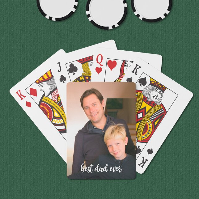 Photo White-skript för bästa Pappa någonsin-Anpass Casinokort (Best Dad Ever Custom Photo White Script Playing Cards, in situ)