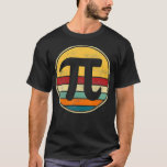 PI Dag 2022 Math Älskare Mathematics Retro Vintage T Shirt<br><div class="desc">PI Day 2022 Math Älskare Mathematics Retro Vintage Design .lol, coola, lustig, lustig överraskning, retro, djur, djur, jultoma, söt, docka, dockor, docklol, lol doll, lol doll-tecken, lol överraskningsfödelsedag, lol överraskning mamma, party, lollipop, musik, regnbåge, vintage, tecknad, 2020, 2020-val, ädel, jordbruk, vi alla, fantastisk, anime, apedöd hoodie, apedöd merch, död skjorta,...</div>
