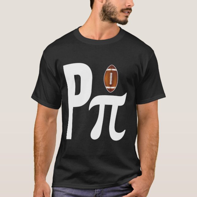 Pi Day 2025 Footbyll Älskare T Shirt (Framsida)