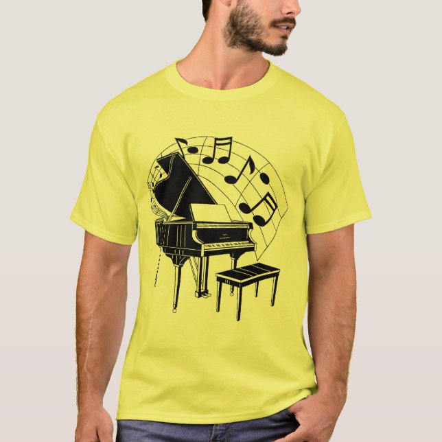 Piano in black t-shirt (Framsida)