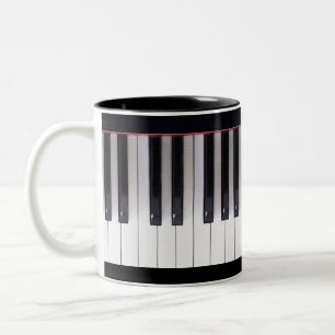 Piano Nycklar av Leslie Harlow Två-Tonad Mugg