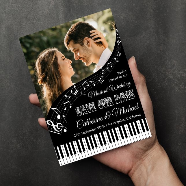 Pianomusik Svart & Vitt Foto QR-kod Bröllop Spara Datumet (Angled view orchestra piano love story with music artist concert inspired wedding save the date)