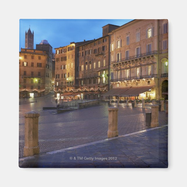 Piazza Del Campo vid dusk, Siena. Magnet (Framsidan)