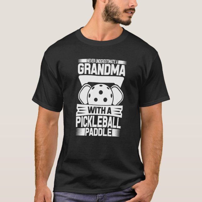Pickleball Aiming Paddle Pickleball Player Roligt  T Shirt (Framsida)