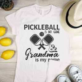 Pickleball är min mormor i Namn T Shirt