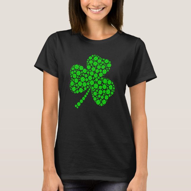 Pickleball Ball Shamrock C St Patrick's Day Men T Shirt (Framsida)