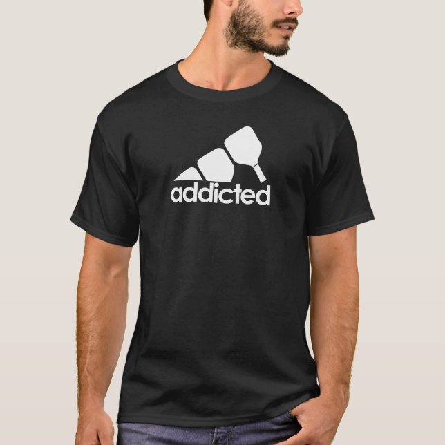Pickleball Beroende - roligt Pickleball T Shirt (Framsida)
