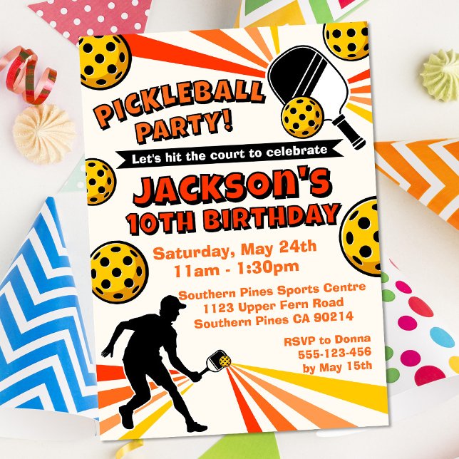 Pickleball Födelsedagsfest Retro Vintage Players Inbjudningar (Pickleball Birthday Party Invitation - Orange/Yellow)