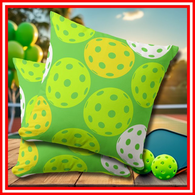 Pickleball Födelsedagsfest Söt Grön Sport Kudde (Pickleball Birthday Party Cute Green Sports Throw Pillow)