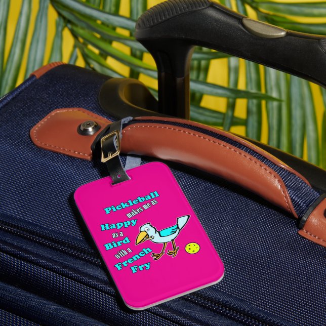Pickleball Happy Blue Bird Yellow and Pink Bagagebricka (Framsida Insitu 1)