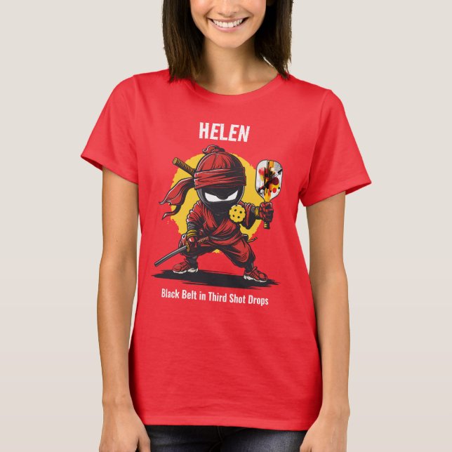 Pickleball Ninja: Tyst men dödlig T Shirt (Framsida)