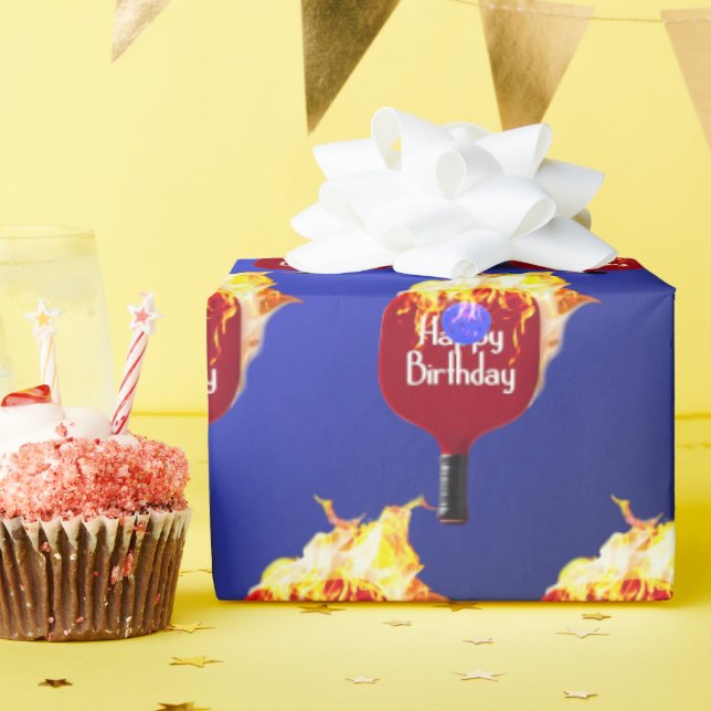 Pickleball Paddel grattis på födelsedagen vid bran Presentpapper (Födelsedagsfest)