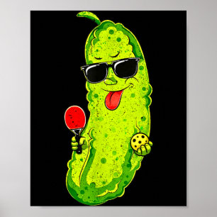 Pickleball-pickle med solglasögon, paddel & poster