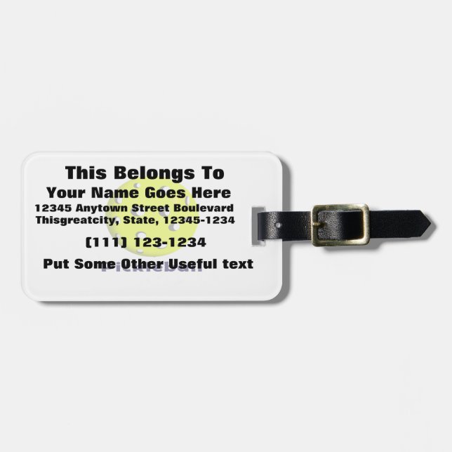 pickleball precis boll n text.png bagagebricka (Horisontell Framsida)