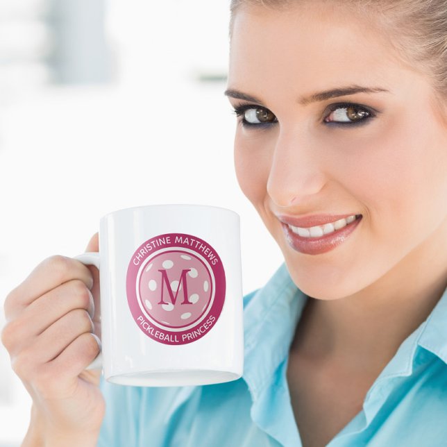 Pickleball Prinsessa Anpassad Citat Namn Initial R Kaffemugg (Pickleball Princess Custom Quote Name Initial Pink Coffee Mug)