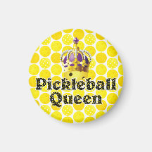 Pickleball Queen - Gult Pickleball Wearing Krona