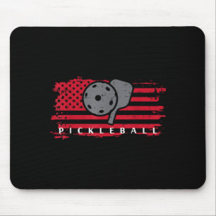 Pickleball röd amerikansk flagga pickle boll män k musmatta
