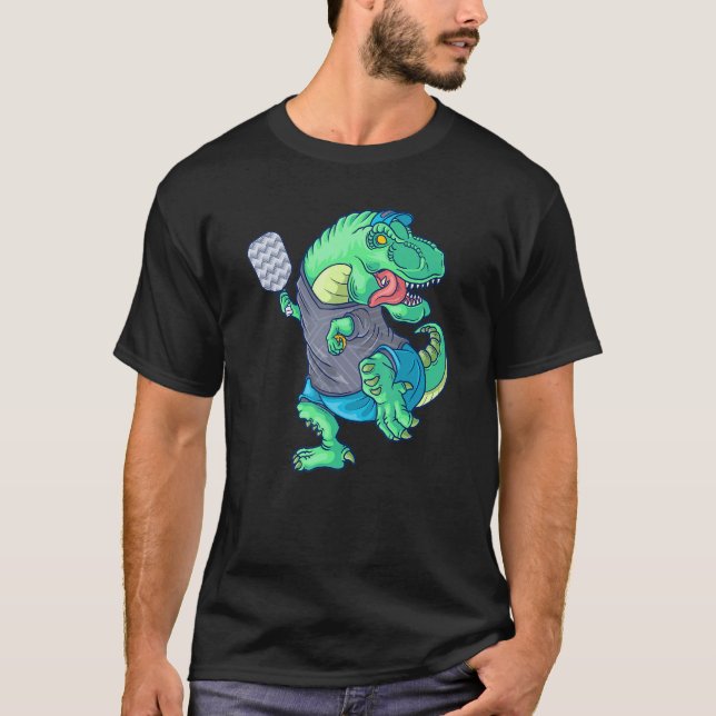 Pickleball Saurus T Rex Dinosaur med Pickleball P T Shirt (Framsida)