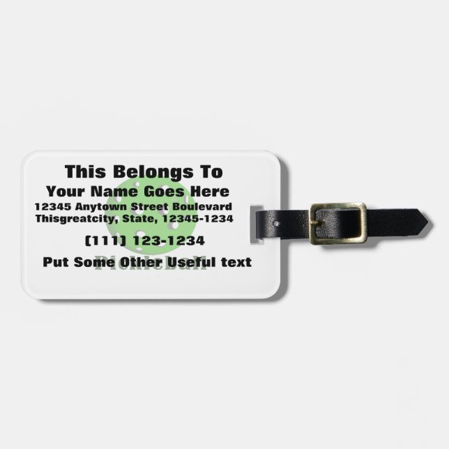 pickleball text i boll grönt.png bagagebricka (Horisontell Framsida)