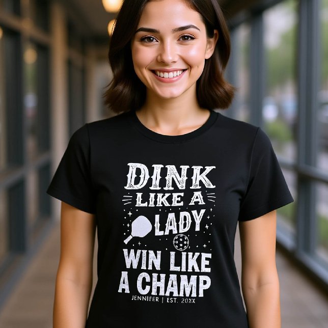 Pickleball Typography Funny Gift-Personlig T Shirt (pickleball gift personalized funny shirt women typography paddle birthday christmas club saying)